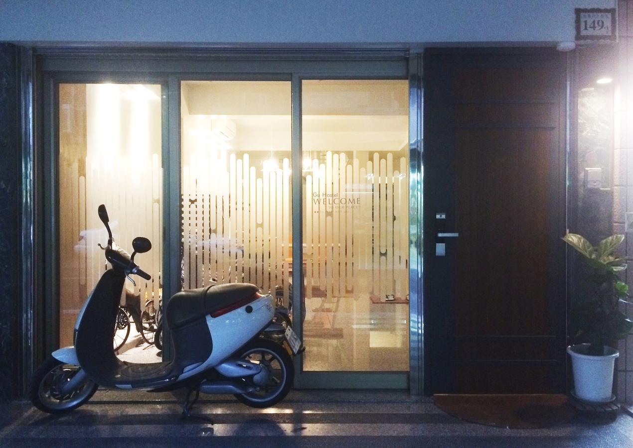 Tainan Gu Hostel Exteriör bild