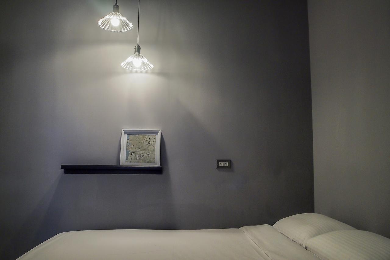 Tainan Gu Hostel Exteriör bild