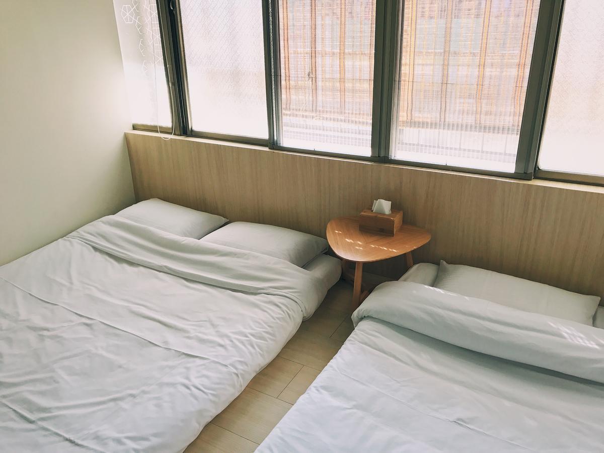 Tainan Gu Hostel Exteriör bild